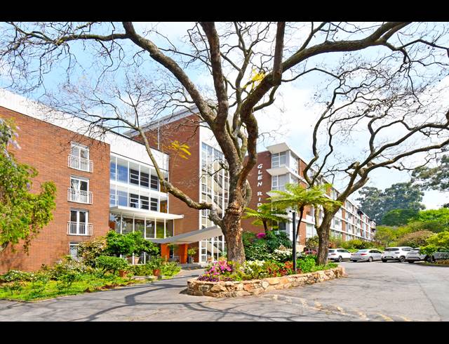1 BEDROOM APARTMENT FOR SALE IN ATHOLL